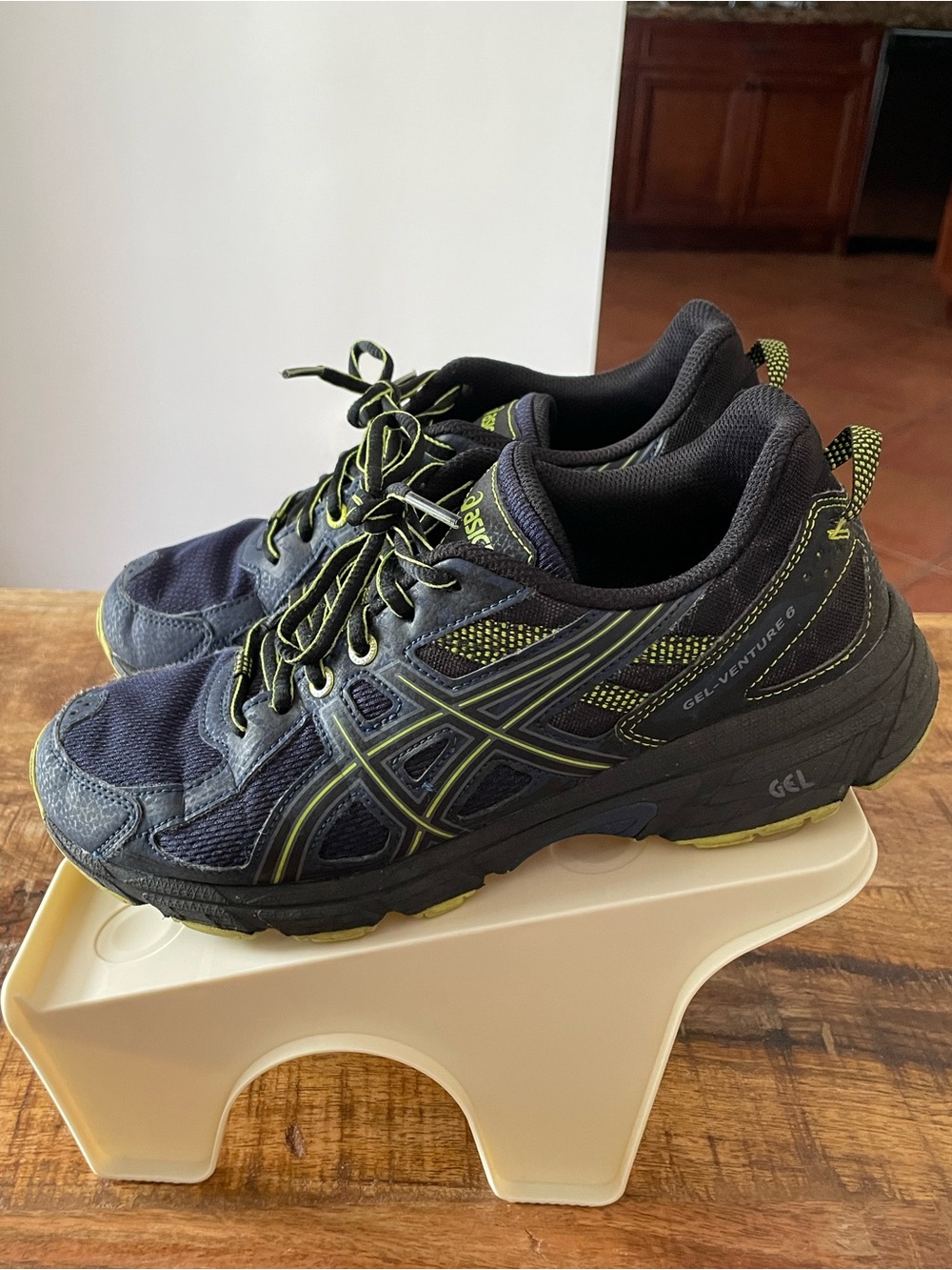 Asics Black and Lime GEL-Venture Trail Running Shoes
